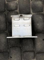 Кронштейн усилителя переднего бампера LEXUS LS460 06-12