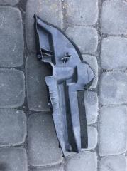 Дефлектор радиатора правый PRIUS - 30 09-17