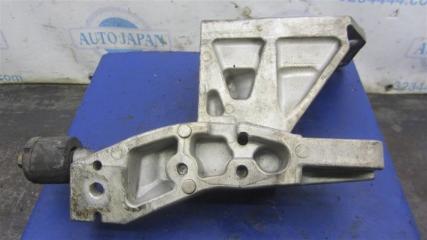 Кронштейн опоры двигателя правый M35/M45 04-10 2007 Седан 3.5 VQ35DE