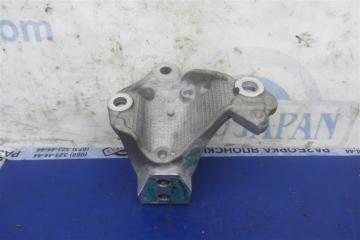 Крепление балки подвески переднее левое TLX 17-20 2018 Седан 2.4