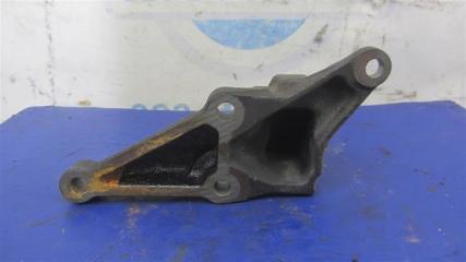 Кронштейн двигателя COROLLA 120 00-07