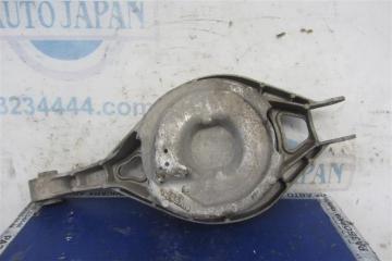 Рычаг задней подвески поперечный нижний задний правый G35 03-07