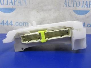 Блок предохранителей салон CT200 11-17 2012 Хетчбек 1.8