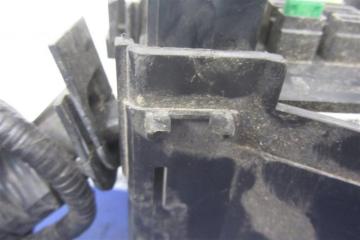 Блок предохранителей моторный отсек TRIBECA B10 07-13