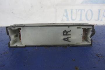 Кнопка стеклоподъемника задняя правая G35 03-07 2006 Седан 3.5