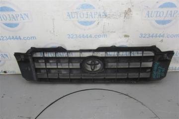 Решетка радиатора TOYOTA HIGHLANDER 01-07