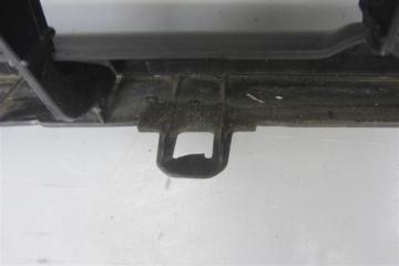 Решетка радиатора HIGHLANDER 01-07