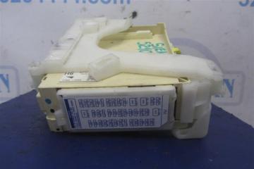 Блок предохранителей салон SIENNA 11-16 2012 GSL30 3.5 2GR-FE