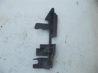 Дефлектор радиатора правый TEANA J31 03-07