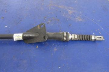 Трос стояночного тормоза левый SORENTO UM 14- 2015 UM 2.4 G4KJ