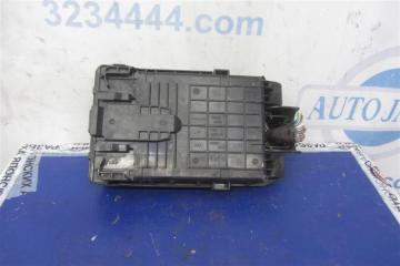 Блок предохранителей моторный отсек G35 03-07 2006 Седан 3.5