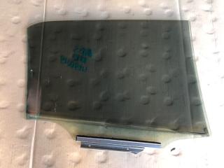 Стекло двери заднее левое TOYOTA AURIS 06-12