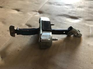 Ограничитель двери передний левый AURIS 06-12