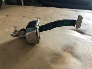 Ограничитель двери задний правый AURIS 06-12