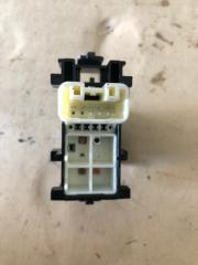 Кнопка стеклоподъемника AURIS 06-12