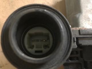 Стеклоподъемник задний левый IS250/350 05-13