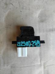 Кнопка стеклоподъемника задняя NISSAN TIIDA/VERSA C11 04-11