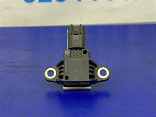 Датчик удара передний левый SORENTO XM 09-14 2012 Внедорожник 2.4