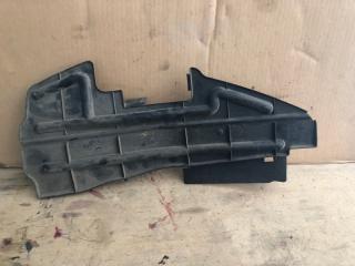 Дефлектор радиатора передний левый AVENSIS 03-08 2005 Седан 1.8