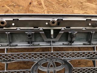 Решетка радиатора TUNDRA 07-13 2007 USK56 5.7 3URFBE