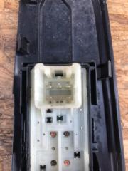 Кнопка стеклоподъемника TOYOTA CAMRY 55 14-17