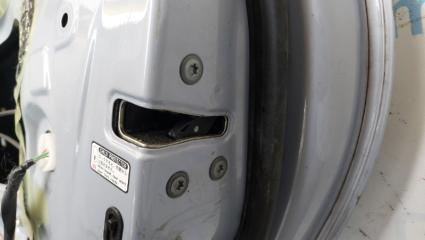 Замок двери задний правый TOYOTA PRIUS - 30 09-17 Б/У Замок двери задний правый TOYOTA PRIUS - 30 09-17