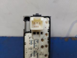 Кнопка стеклоподъемника задняя правая PRIUS - 30 09-17 Хэтчбек