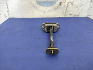 Ограничитель двери задний правый TEANA J31 03-07