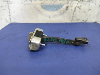 Ограничитель двери передний левый TOYOTA AURIS 06-12