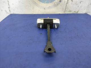 Ограничитель двери передний левый AURIS 06-12