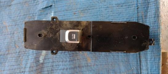 Кнопка стеклоподъемника передняя правая SORENTO UM 14- 2.2