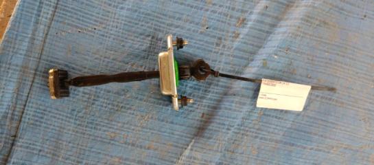 Ограничитель двери задний правый SORENTO UM 14- 2.2