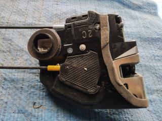 Замок двери задний левый AURIS 06-12