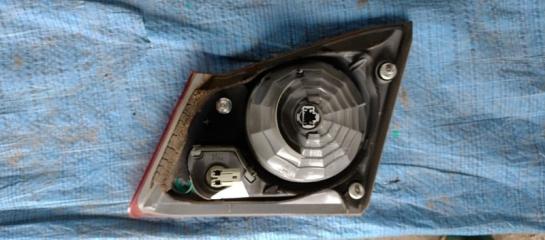 Фонарь внутренний задний левый HONDA CIVIC 4D 06-11 FD