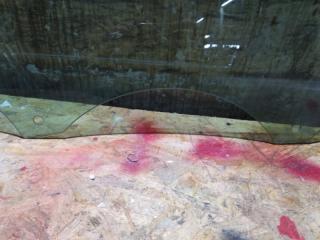 Стекло двери переднее правое FORD FOCUS 10-18 Седан 2.0