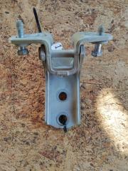 Петля двери верхняя передняя правая GALANT 03-12