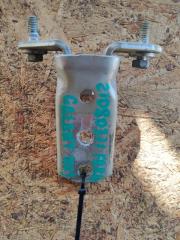 Петля двери нижняя передняя правая GALANT 03-12