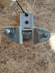 Петля двери нижняя передняя правая MITSUBISHI GALANT 03-12