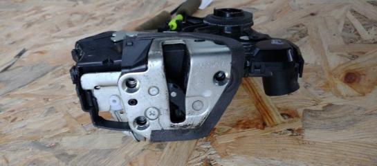 Замок двери передний правый TOYOTA CAMRY 40 06-11