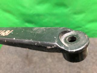 Поводок стеклоочистителя передний правый TOYOTA CAMRY 40 06-11 ACV40 2.4 2AZFE