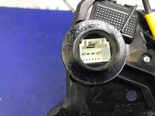 Замок двери передний левый AURIS 06-12