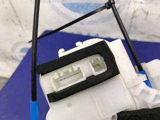 Замок двери передний правый OUTBACK 09-14 BR