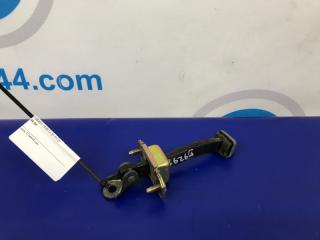 Ограничитель двери задний правый SUBARU TRIBECA B9 05-07