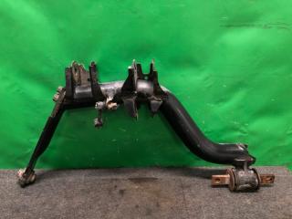 Рычаг задней подвески поперечный нижний задний левый HONDA CIVIC ES 00-05