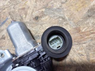 Стеклоподъемник передний левый AURIS 06-12