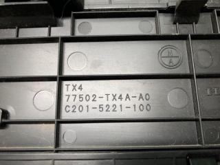 Бардачок RDX 12-19 Внедорожник