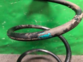 Пружина передней подвески передняя TOYOTA MATRIX 02-08 ZZE132 1.8L 1ZZ-FE