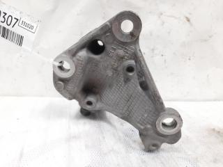 Крепление балки подвески переднее левое TLX 14-17 2017 Седан 2.4