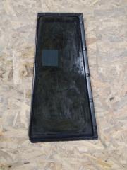 Стекло двери глухое заднее правое TOYOTA HIGHLANDER 01-07 2003