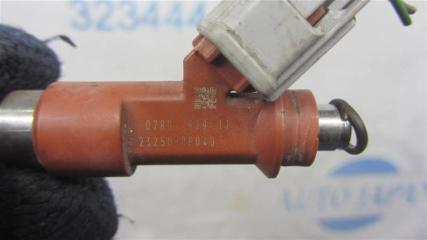 Форсунка топливная TOYOTA SIENNA 11-16 GSL30 3.5 2GR-FE